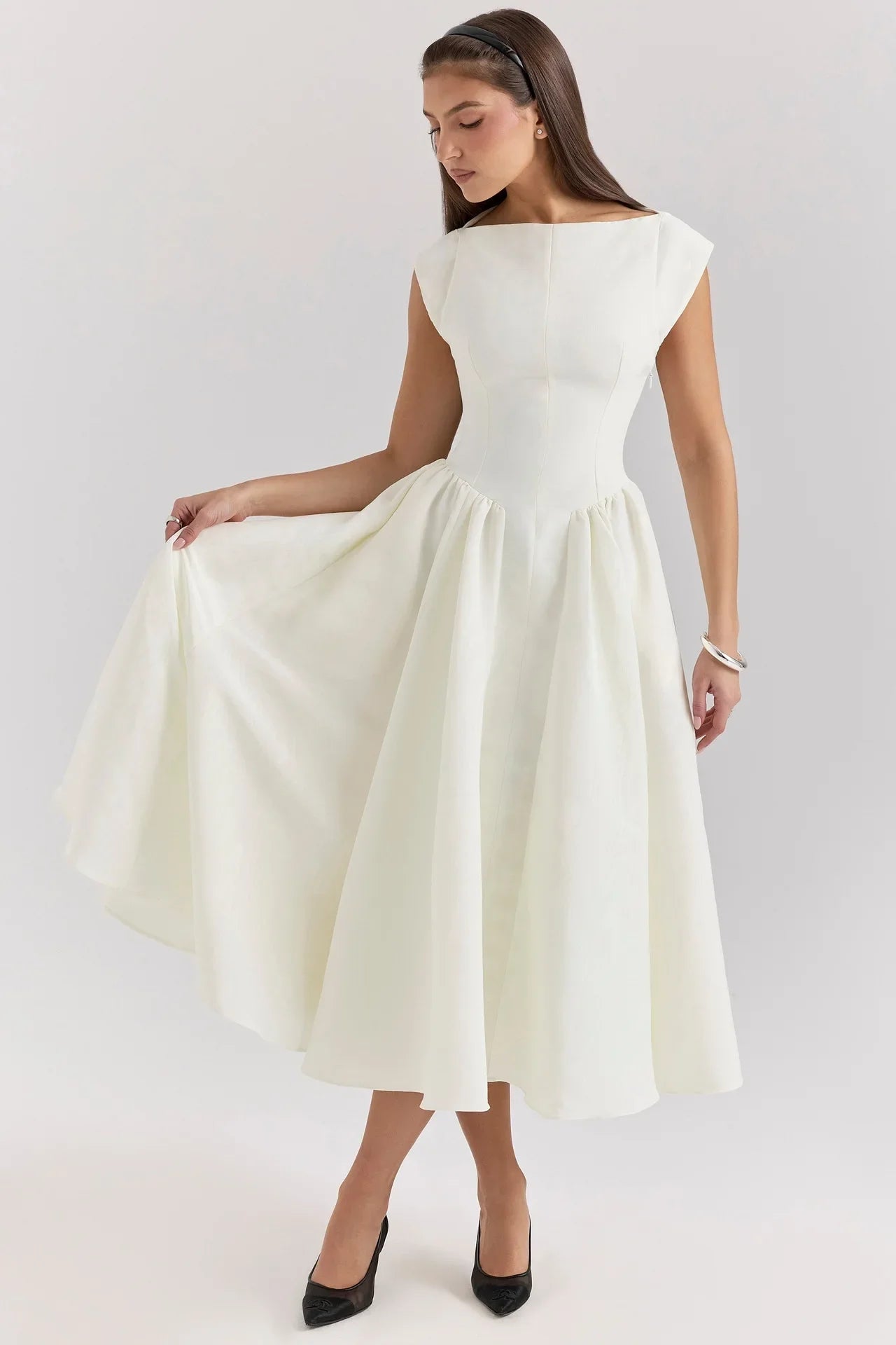 🌿 Abito Elegante in Seta Naturale - Scollatura a Goccia & Stile Retrò Romantico