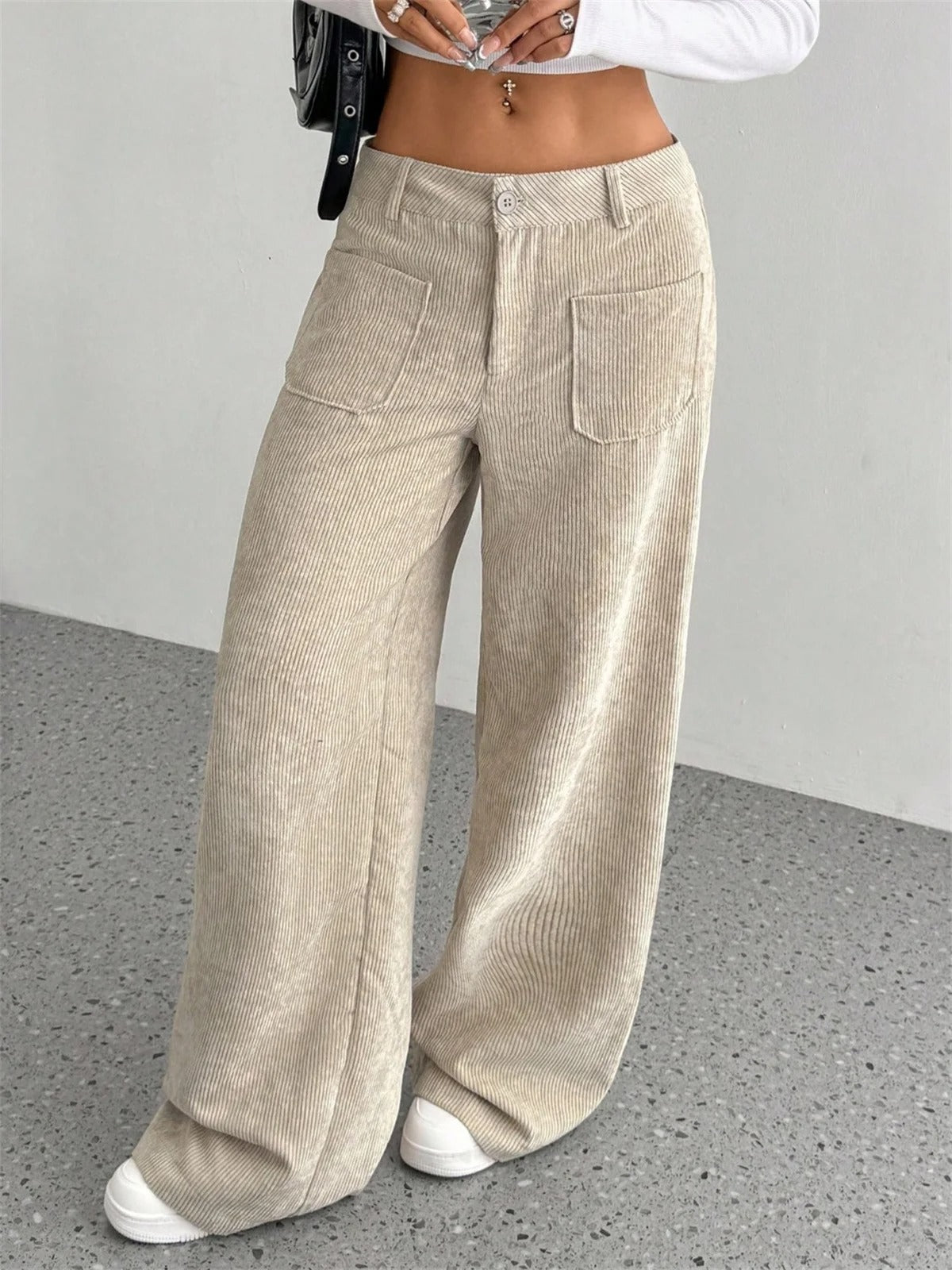 Pantaloni Donna a Vita Alta in Velluto a Coste – Comfort Chic per le Giornate Invernali
