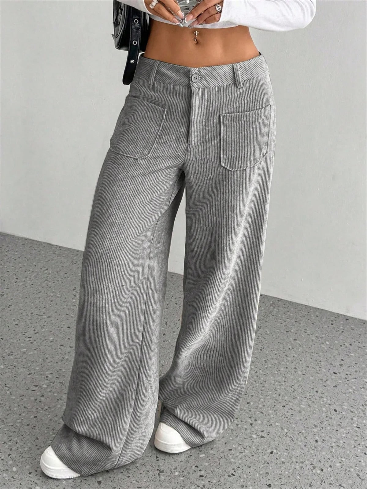 Pantaloni Donna a Vita Alta in Velluto a Coste – Comfort Chic per le Giornate Invernali