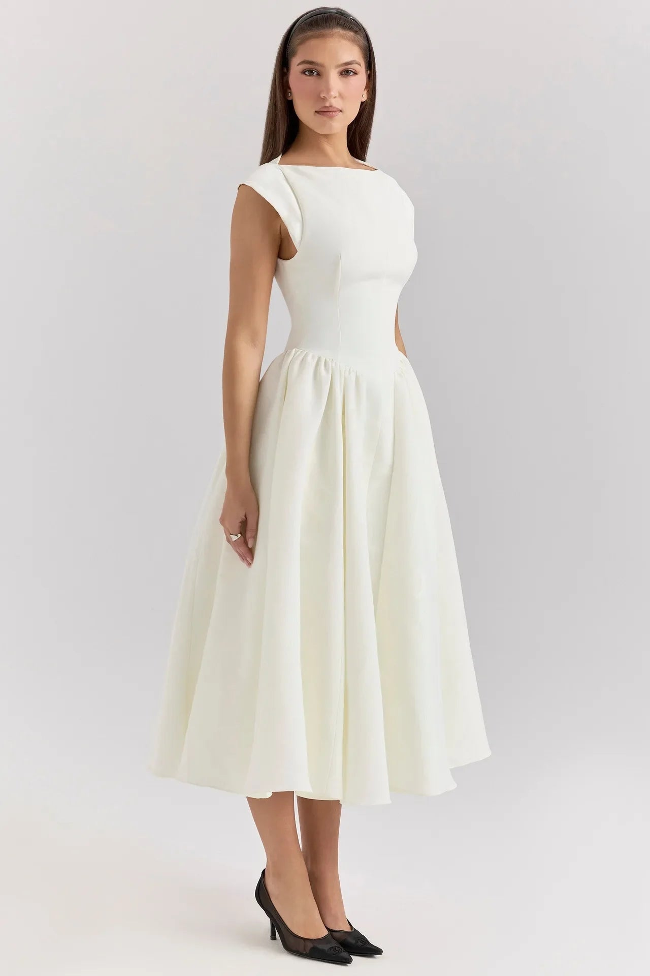🌿 Abito Elegante in Seta Naturale - Scollatura a Goccia & Stile Retrò Romantico