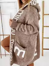 Cardigan Oversize con Cappuccio